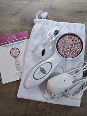 REVIVE LIGHT THERAPY Clinical—Wrinkle Reduction & Anti-Aging